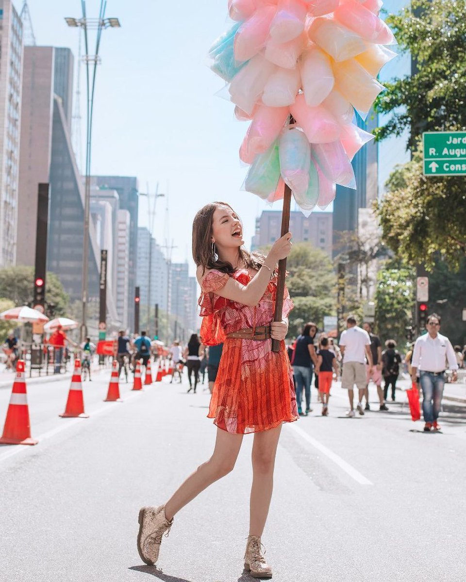 dailydoseofell's tweet photo. I bought many cotton candy.
I'm Jennifer Larossa Malfoy-Black ready to go to the Osgryff Awards!
โ #OsgryffAwardsSeason2 #RedCarpet #MaungLivesMatter ๐ฆโค https://t.co/2AJRLMdCAs