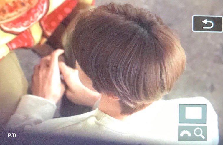 paleblue_xxx's tweet photo. 201106 성찬 .. 피자 .. 귀여움 ㅠ

#NCT #SUNGCHAN #성찬 #숑숑단 https://t.co/4IKvvNuVbV