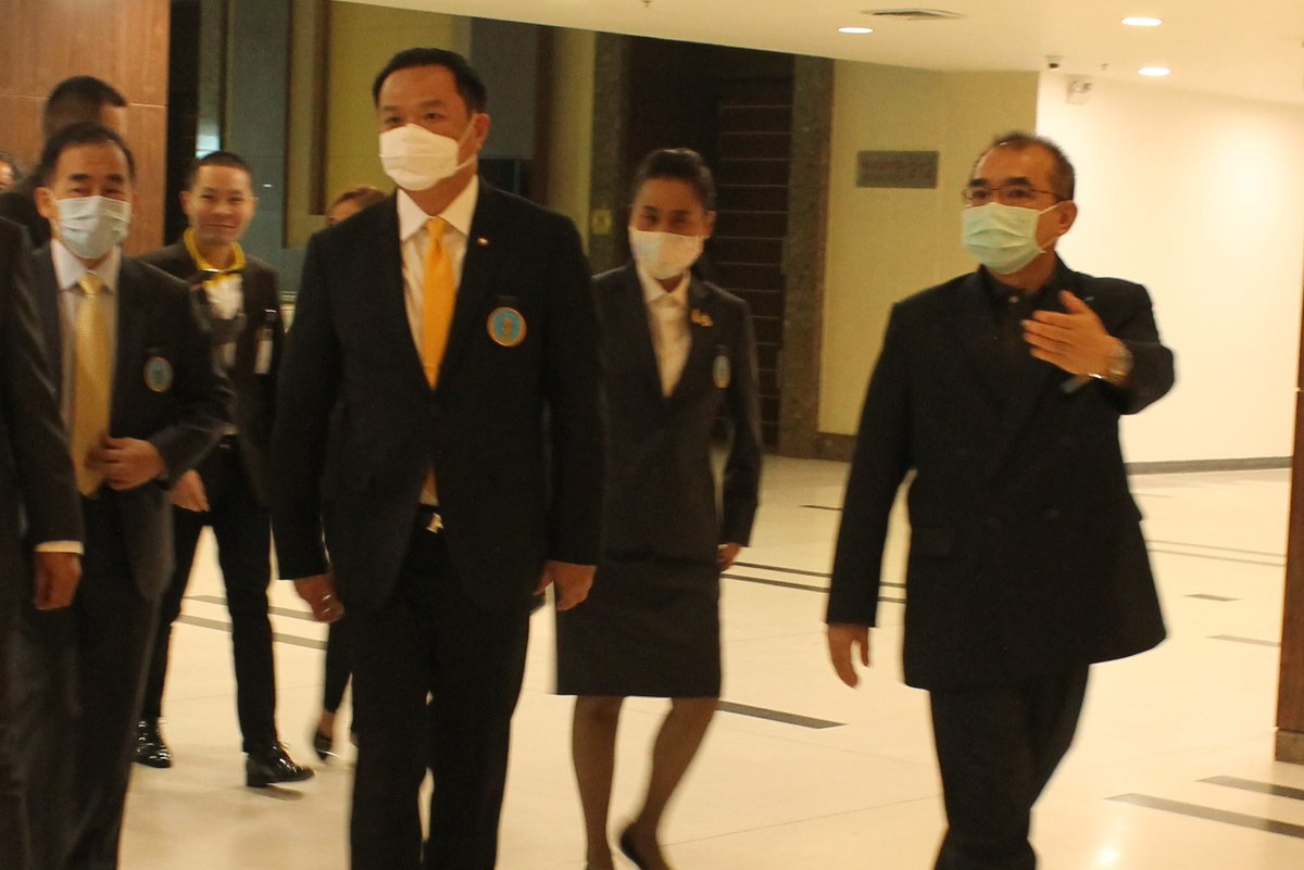 ByCentra's tweet photo. โรงแรมเซ็นทรา ศูนย์ราชการและคอนเวนชันเซ็นเตอร์ แจ้งวัฒนะ ให้การต้อนรับ นายอนุทิน ชาญวีรกูล
#CentrabyCentaraGovernmentComplexHotel
#Centara
#Hotel
#Bangkok https://t.co/Dkr6YtSKhq