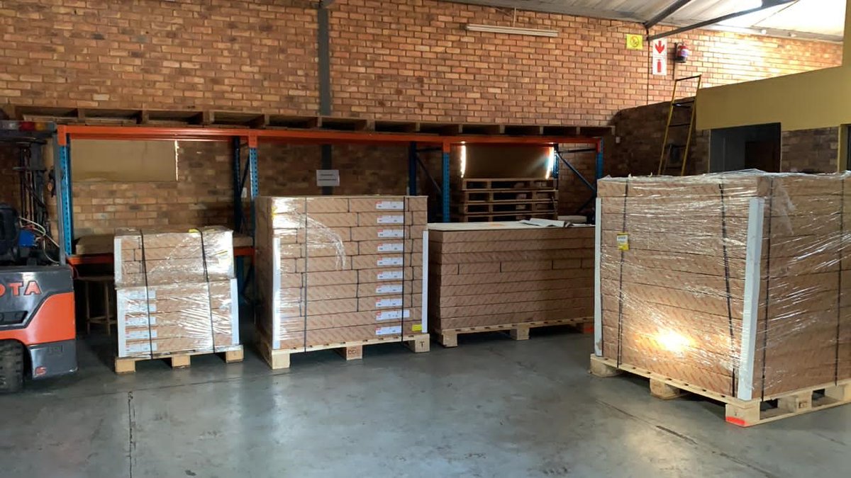 ROTOCON_'s tweet photo. We’ve received our first shipment of DuPont™ Cyrel® flexographic plates and are already fulfilling orders in South Africa!
Find out more in yesterday’s press release:
https://t.co/KSwUBPIP8J
#dupontimagesolutions #cyrel #printing #flexoprinting #flexography #dupontcyrel https://t.co/sSsABuU581