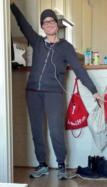 MariekeGent's tweet photo. Ready for my #StetWalk/#StetRun! (I'm allowed to take off the mask when I start running, thankfully) https://t.co/He3wPm4gqh