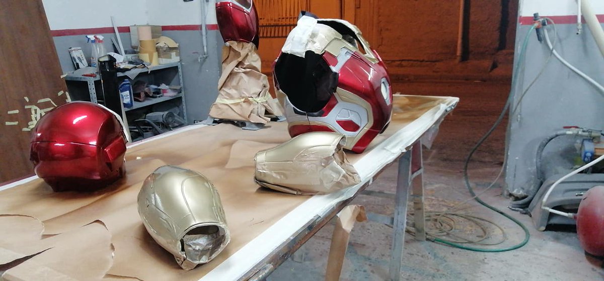 mikecompositi's tweet photo. Un fantastico lavoro di restauro svolto da Salvatore Dante, titolare della scuderia NSK-reparto corse: l'armatura di Iron Man!
Lavorazione composta da un rinforzo integrale in fibra di vetro MIKE-COMPOSITI ed una riverniciatura totale. https://t.co/iK36wQ8wJj