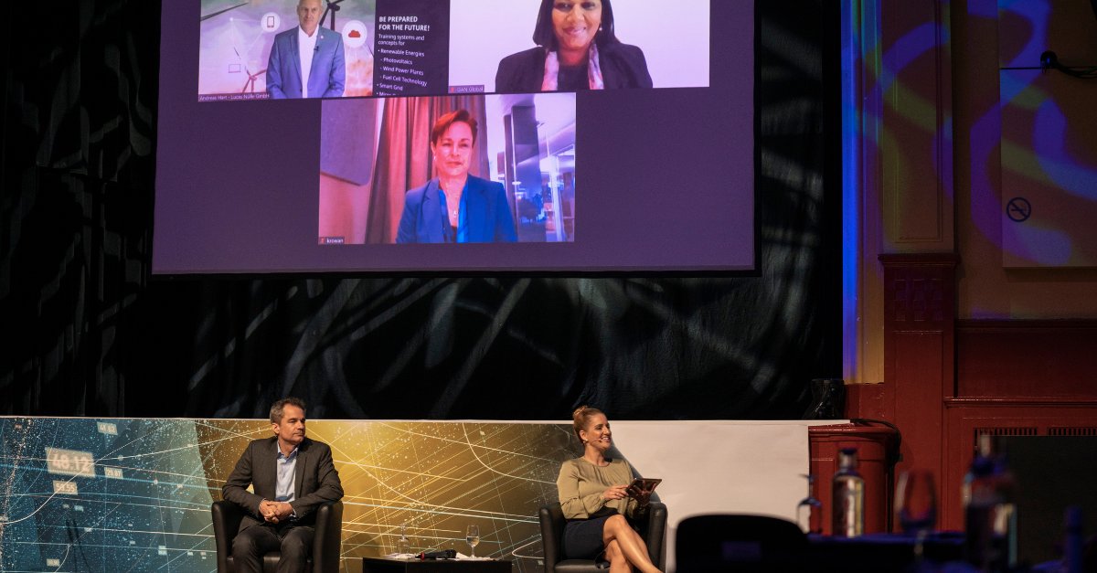 FutureTalk4's tweet photo. Some impressions of the second #futuretalk day:

Panel I: How does the New Normal impact greening education and the possible set-up of TVET to advocate the change-makers for greening economies towards inclusive eco-systems? #greeneducation @DModeratorin https://t.co/nEGQlMNMkO