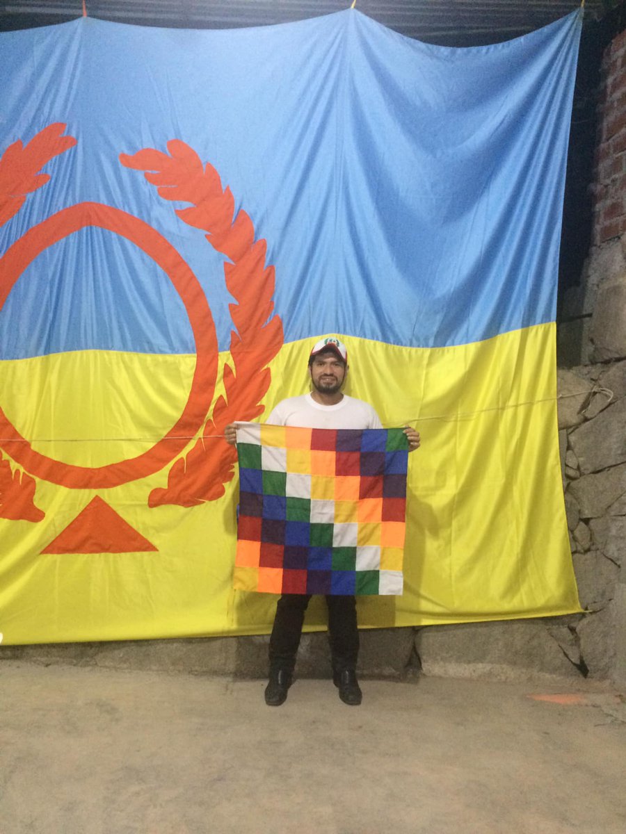POLELPERRO's tweet photo. @evoespueblo Solidaridad desde Lima Perú hasta Bolivia compañero Evo Evo.

Fuerza Bolivia ¡¡¡¡ https://t.co/5TdH83Qn1n