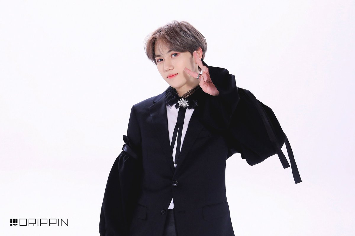 yunseongph's tweet photo. [🍒] •201106• #PHOTOS DRIPPIN | SUIT DANCE BEHIND  - Hwang Yunseong 

#HWANGYUNSEONG #황윤성 #WOOLLIM #울림 #쁘띠 #DRIPPIN #드리핀 https://t.co/Wsy96Zmufe