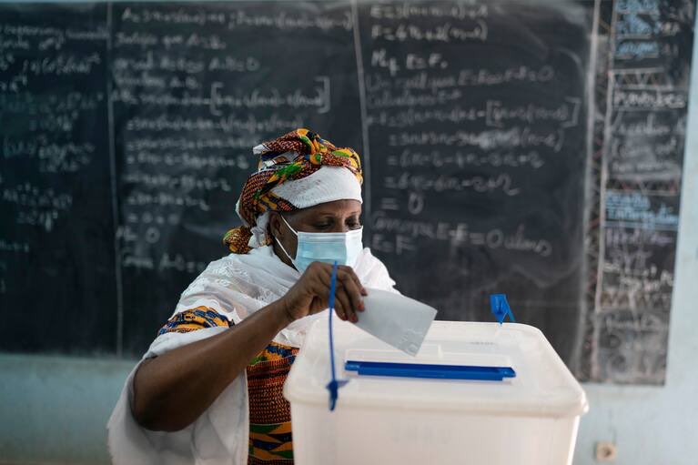 ActivistaGh's tweet photo. Q3. What are the general effects of #PoliticalViolence on socio economic development across Africa? #ThePeaceWeNeed #SayNoToPoliticalViolence https://t.co/S7cXABmt27