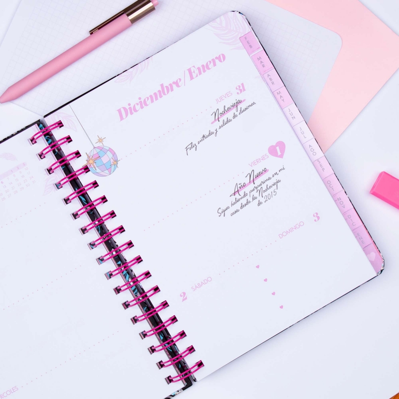 ICREXPRESS's tweet photo. 😍 Ya están en nuestras tiendas las nuevas agendas de #tantanfan. 😍
👇 Simplemente preciosas, cada modelo tiene su propia personalidad, por qué no escoges la tuya??👇
https://t.co/fWESHSDoGa
📦 ENVIOS GRATUITOS 📦
#agendas #icrexpress #manualidades #tantanfan https://t.co/UTM8yosbuW