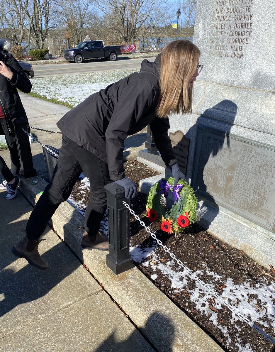 ycmhsnews's tweet photo. IB CAS students recently walked to the Broad Brook Wetland Park to place their positive rock creations along the trail. They continued on to the cenotaph to place wreaths from our school and poppy painted rocks in remembrance of those who served for our country. https://t.co/0LwuAXAgeL