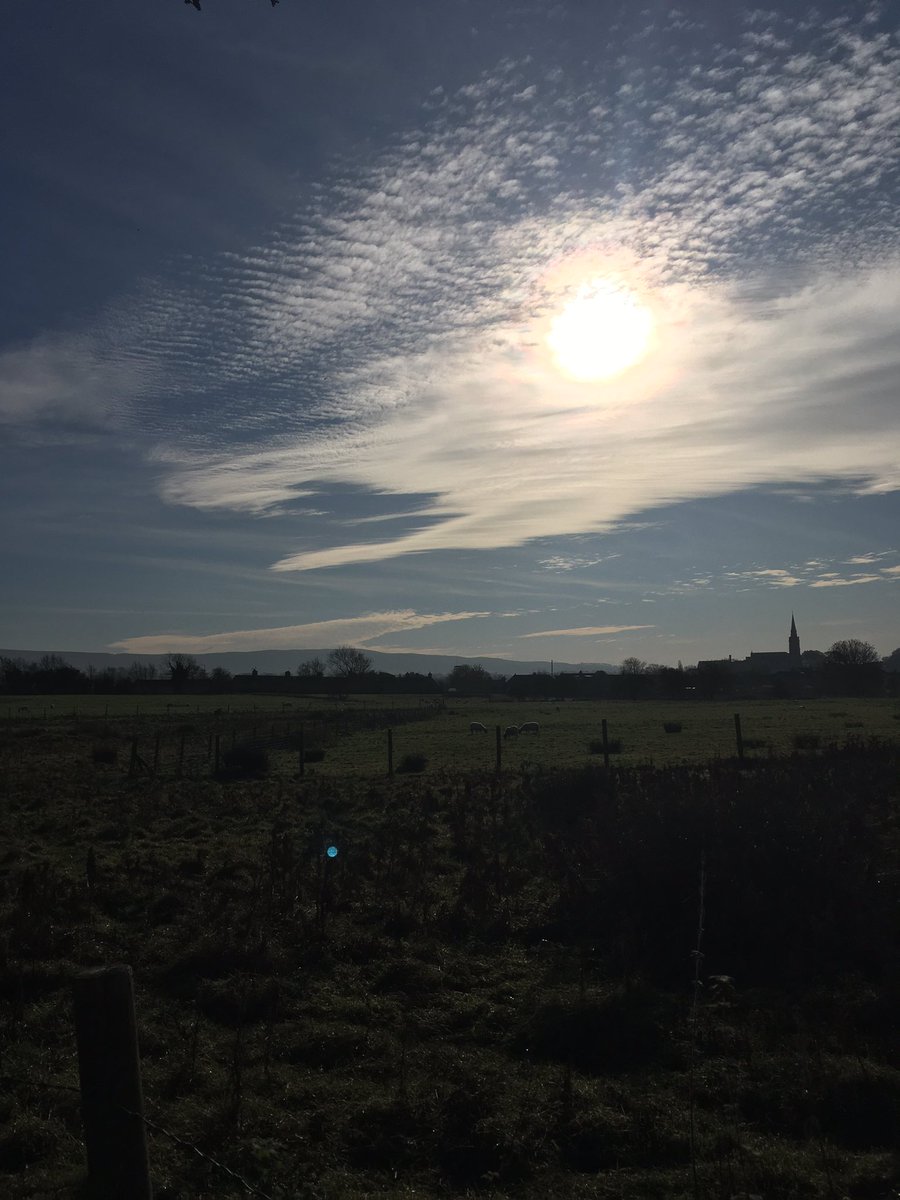paulgnataraj's tweet photo. Beautiful day walking into Clitheroe town centre from the Ribble. Have a look, quick, because soon it’ll be filled with houses. Isn’t that right? @RibbleValleyBC #buildmore #fillyourpockets #destroylovelylancashire https://t.co/F9opVu9gDO