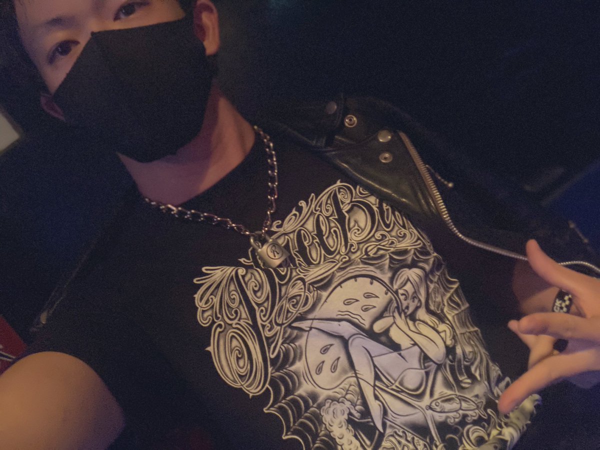 ROCKETHAMAKYOxx's tweet photo. 着てみた！とても良い感じ‼️ 

#PlaceBar #大村よかとこ https://t.co/HfDcSGut1G