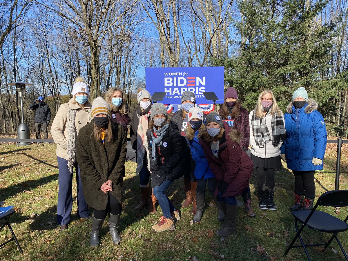 Karen Baker tweet media