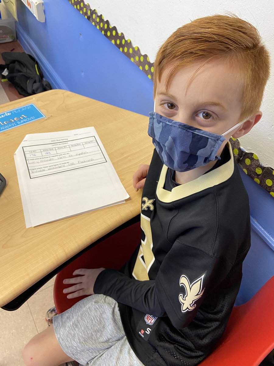 MrsRodr1guez's tweet image. Enjoying a beautiful Friday creating our classroom mantra and setting goals ✅ #SEL #MineolaProud @MrsFabiitti @Jackson_Ave