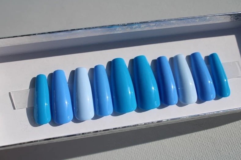 nailcandypress's tweet photo. Today is all about the BLUE!! 
💙🗳💙📫🌀🌐💙💠💙
Shop some of our iciest sets today!! Pictured: Tinuke, Sky is the Limit, Bluberry Yum Yum, Blue Ivee #sweetset #candycoated #nailcandy #luxurypressons https://t.co/vgKItOQOgW