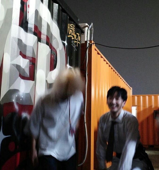 ●   blurred yehyuk  #yehyuk @shfly3424  @AllRiseSilver