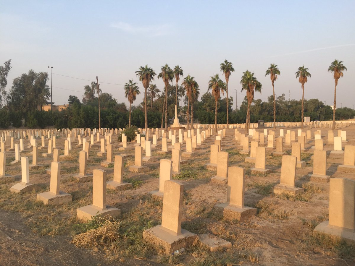  #GraveyardsofIraq The Baghdad (North Gate) War Cemetery contains 4,487 identified casualties from the First and Second World Wars, according to  @CWGC. Begun in April 1917, the deceased here are British, Australian, Indian & Polish troops, among others.