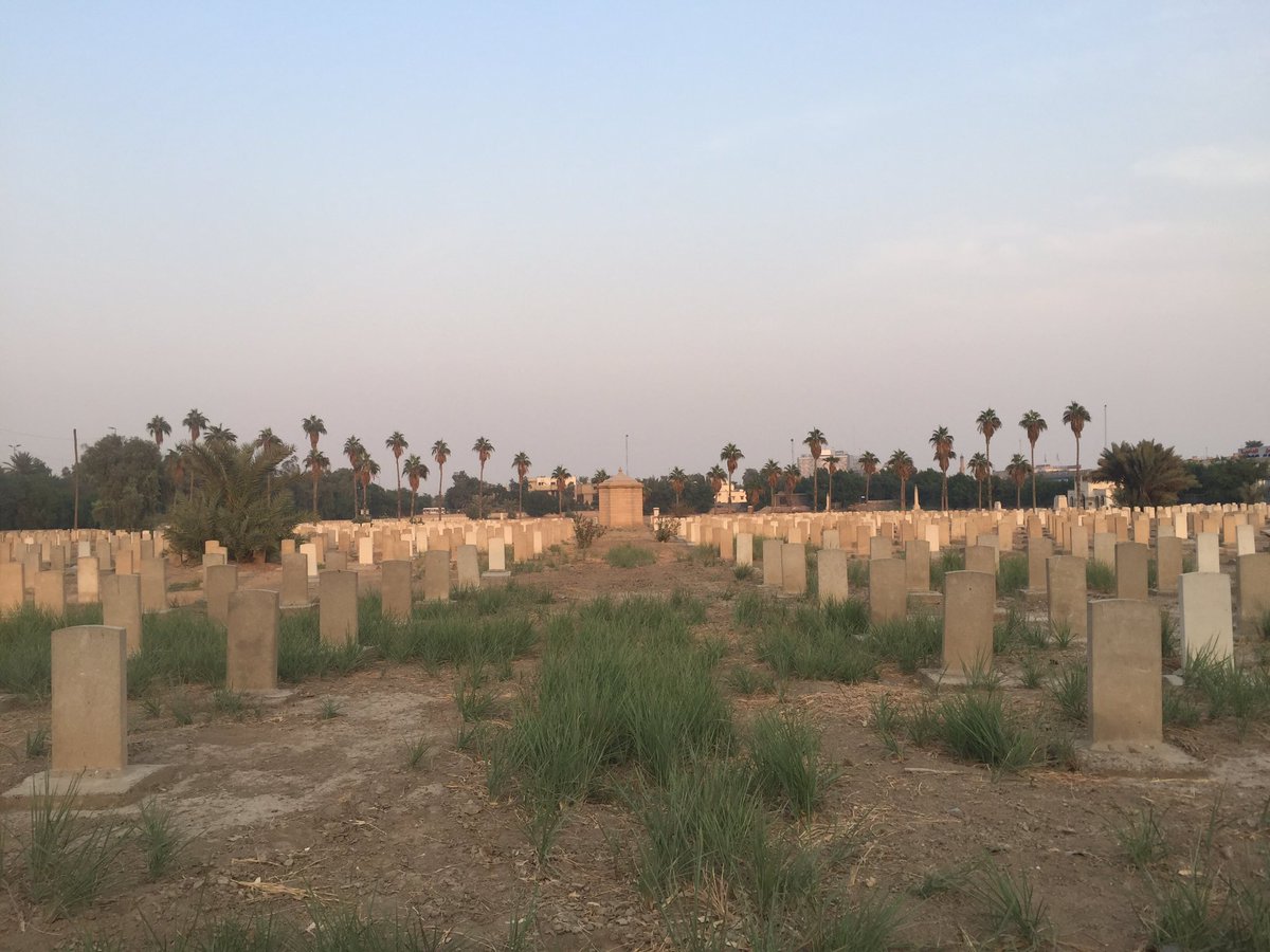  #GraveyardsofIraq The Baghdad (North Gate) War Cemetery contains 4,487 identified casualties from the First and Second World Wars, according to  @CWGC. Begun in April 1917, the deceased here are British, Australian, Indian & Polish troops, among others.