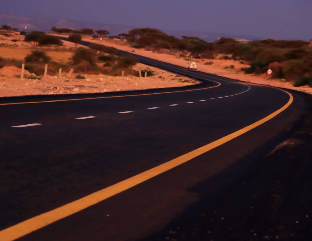 SLRoads's tweet photo. You can take a look of the Berbera Corridor and the progress of the project for the past few months in the below pictures. Our staff including our Engineers along with other stakeholders are doing a tireless work to make this to the end. https://t.co/vpaNp4mL1I