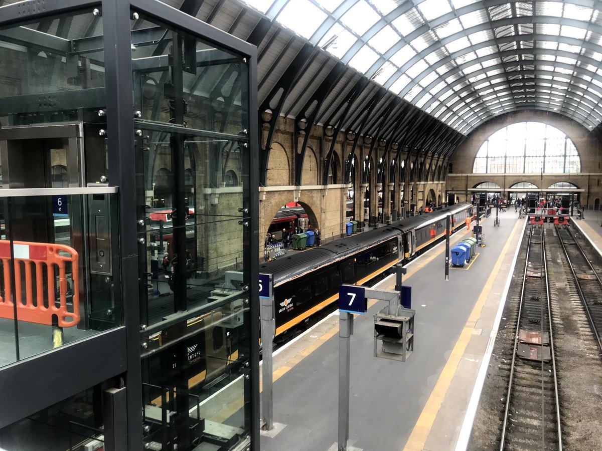 markhdw's tweet photo. Missing travelling by train, so here’s a Class 43 ‘125’ at York and also a few Class 180s #Adelante in amongst the hustle and bustle of Kings Cross before the run up to Sunderland via the scenic #DurhamCoastLine.
Best wishes to @GC_Rail staff - see you soon.
#KGX #DCL #ECML #HST https://t.co/xlq1cWDjkk