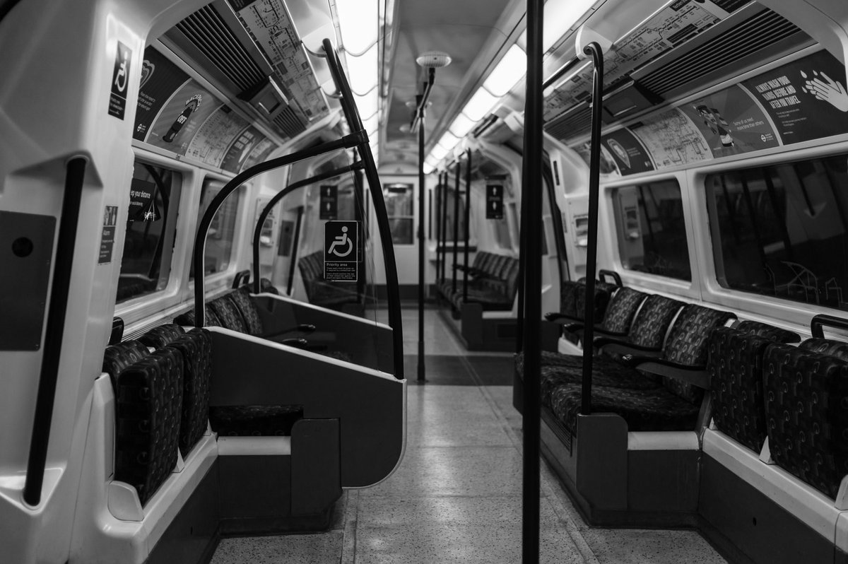 Tale of two commutes: on day one of lockdown 2.0, my usual journey into Westminster was deserted and eerily reminiscent of April. But my return home was surprisingly as busy as last week. Has London shut down as much as expected?  http://instagram.com/sebastianepayne&nbsp;