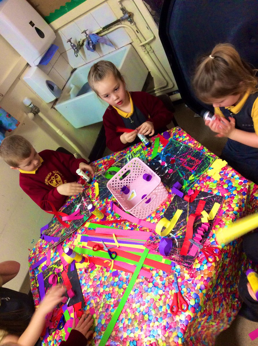 FRISroom4's tweet photo. This week we created amazing firework pictures! We created painty marbled pieces and added paper sculptures to them! https://t.co/zBOIH5Sj6B