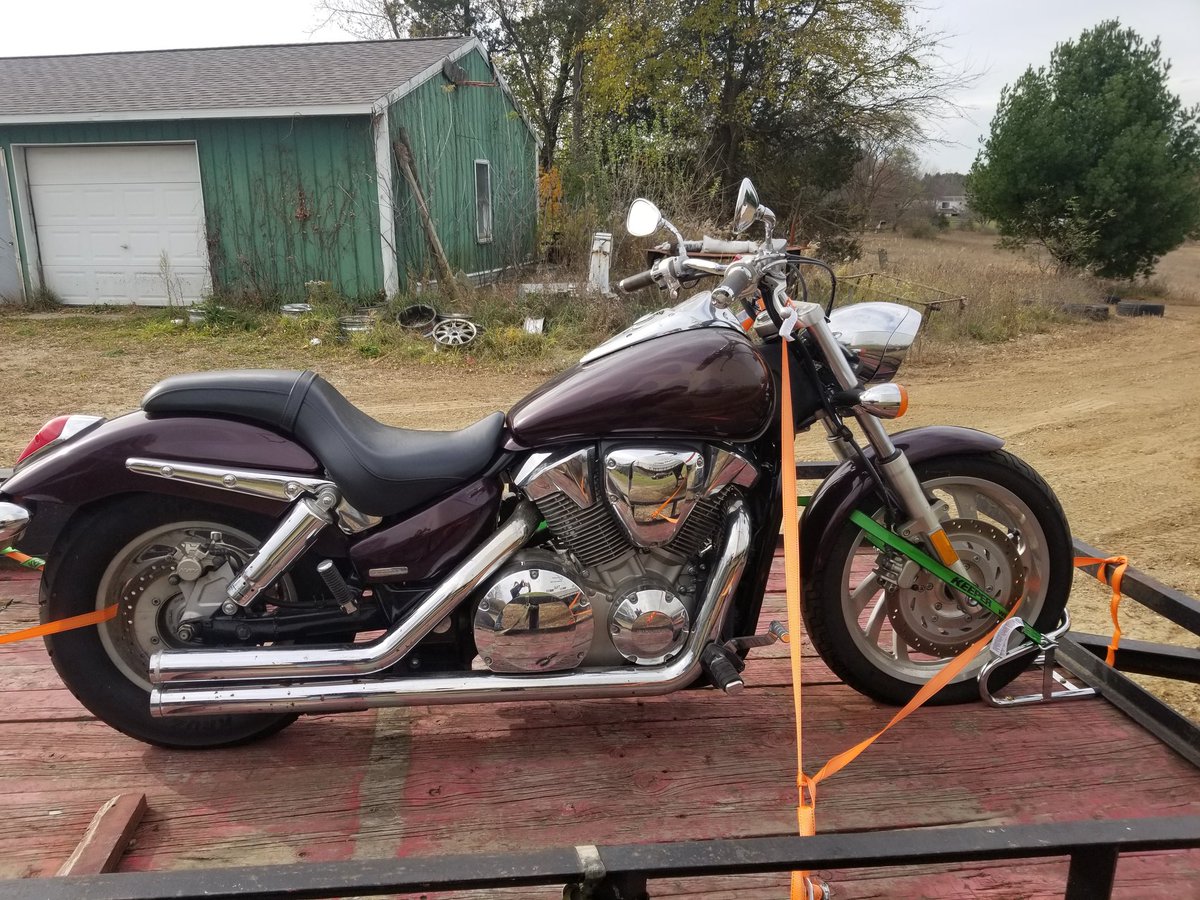 adentler13's tweet photo. I'll miss my "O7" VTX 1300 custom.. https://t.co/XchbF1V8TS