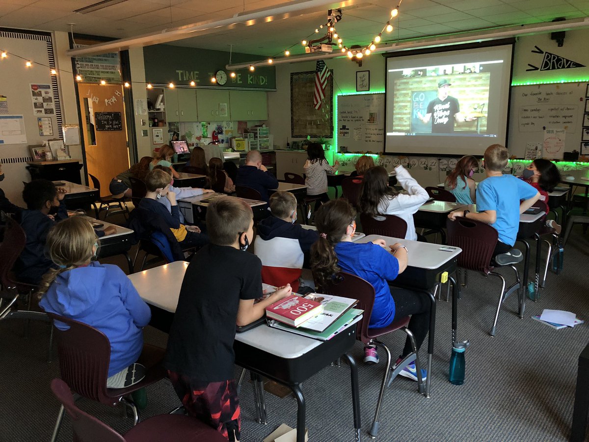 Megan Comparato tweet media