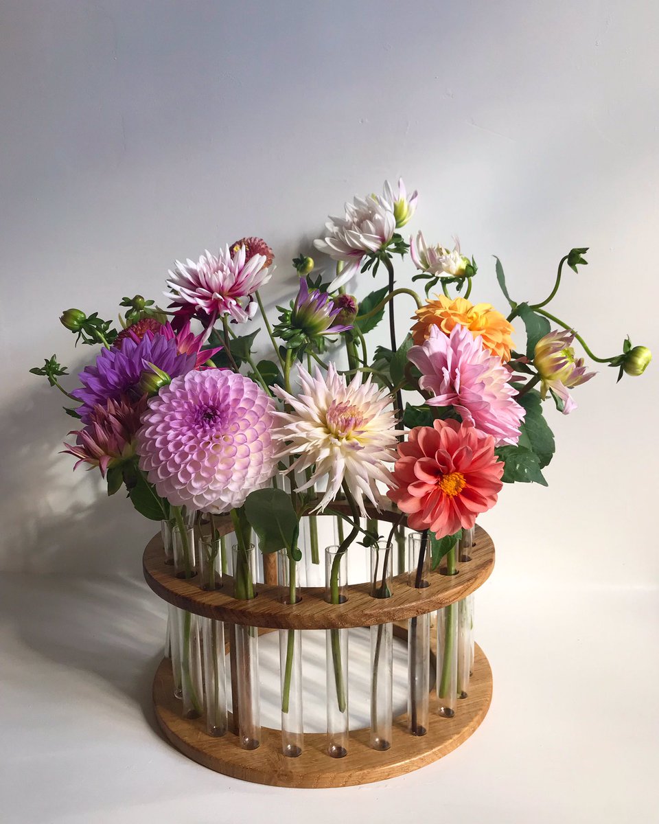 Thanks for the shout out @BBCRadio2 #seriousjockin - here’s the dahlia vase we’re making in #southnorfolk!