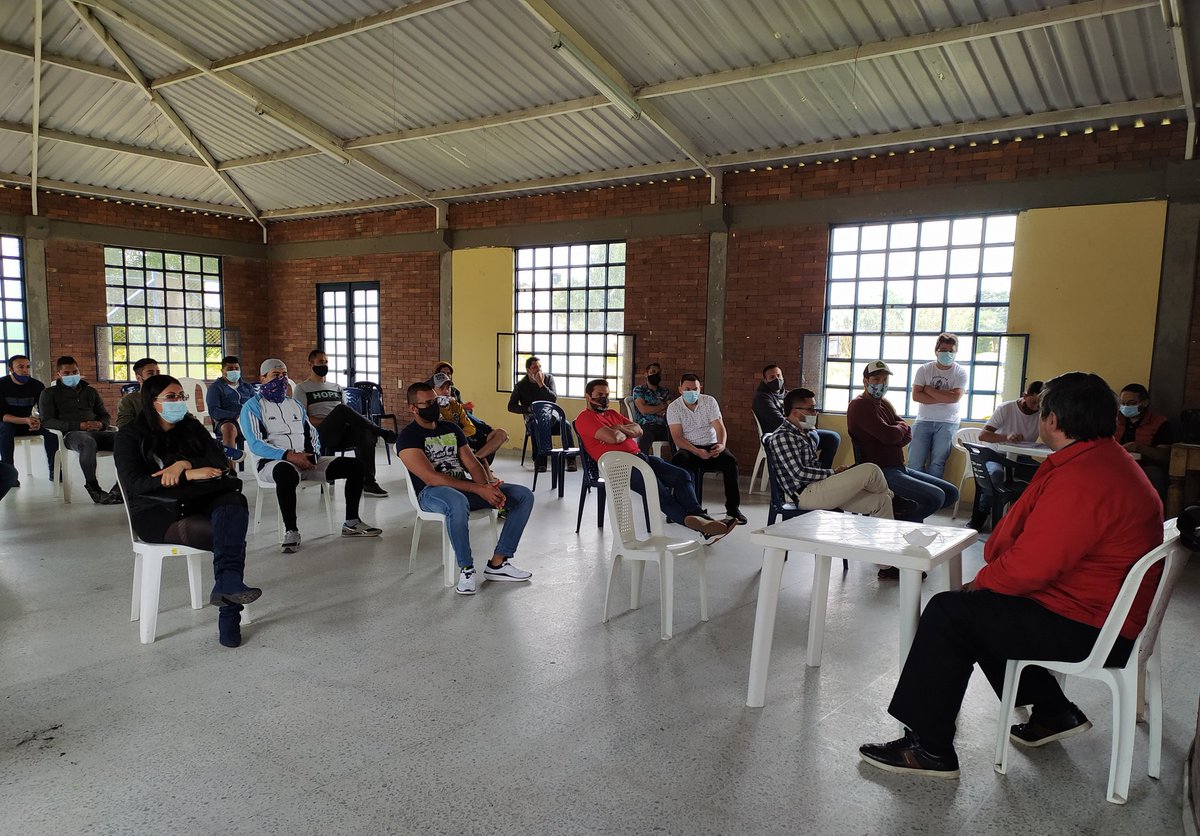 SindicatoOCT's tweet photo. Realizamos asamblea general para todos nuestros asociados para rendir informacion de nuestra PRIMERA CONVENCIÓN COLECTIVA, tratar temas sindicales y acciones a tomar con inconformidad en varios aspectos con la empresa CANPACK COLOMBIA S.A.S.@CesarALuqueF @SindicatoOCT https://t.co/jvU1efLqB3