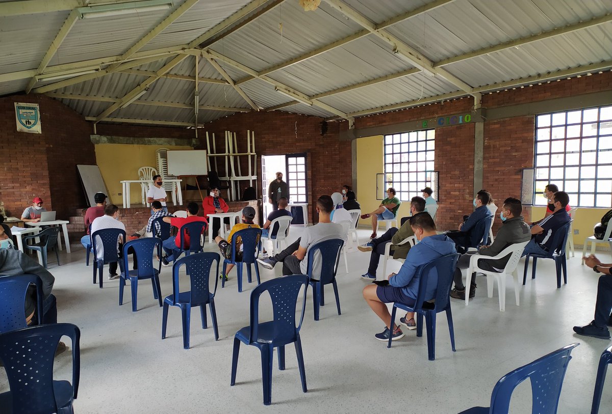 SindicatoOCT's tweet photo. Realizamos asamblea general para todos nuestros asociados para rendir informacion de nuestra PRIMERA CONVENCIÓN COLECTIVA, tratar temas sindicales y acciones a tomar con inconformidad en varios aspectos con la empresa CANPACK COLOMBIA S.A.S.@CesarALuqueF @SindicatoOCT https://t.co/jvU1efLqB3