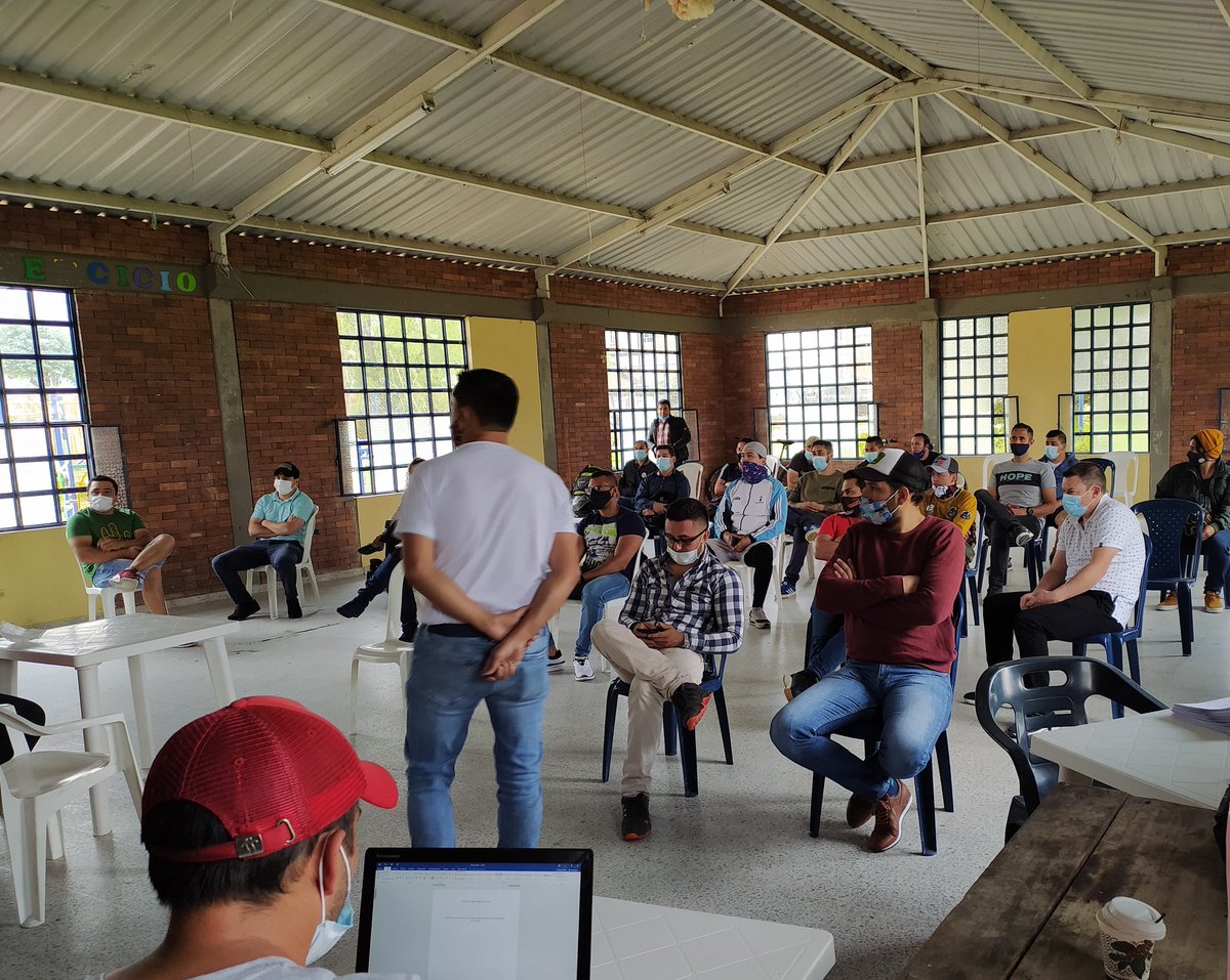 SindicatoOCT's tweet photo. Realizamos asamblea general para todos nuestros asociados para rendir informacion de nuestra PRIMERA CONVENCIÓN COLECTIVA, tratar temas sindicales y acciones a tomar con inconformidad en varios aspectos con la empresa CANPACK COLOMBIA S.A.S.@CesarALuqueF @SindicatoOCT https://t.co/jvU1efLqB3