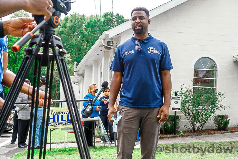 FloydChapelBC's tweet photo. Voting 🗳 is important and I believe that it’s my right and civic duty to vote. I vote for the black people in the Jim Crow South who were told they couldn’t vote, I vote for all of the black people who simply wanted equality as human rights.

Pastor Erik Vance https://t.co/W5QvsSEQP5