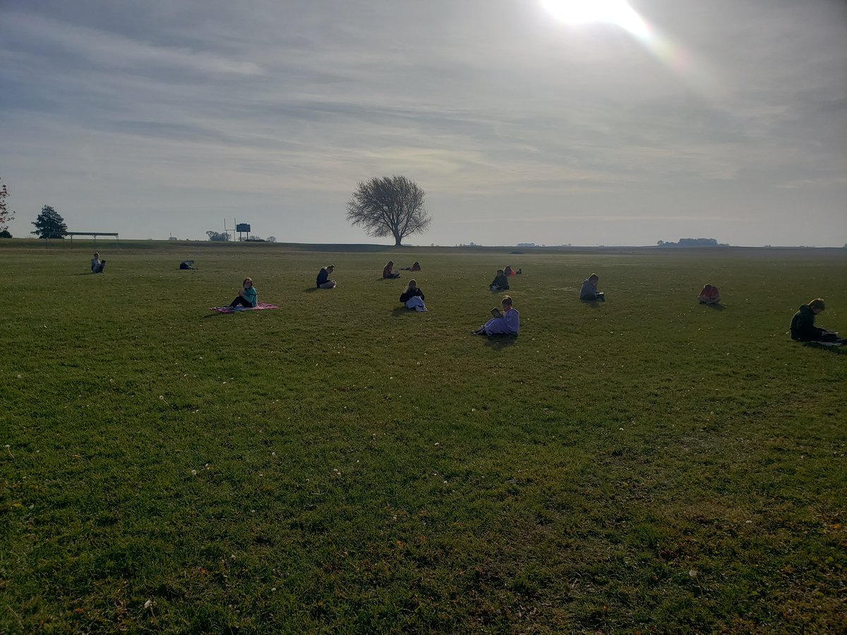 waller_jenna's tweet photo. Sunshine, fresh air, and a good book!  Happy Friday!

#mnwcougars https://t.co/Was1eyopq4