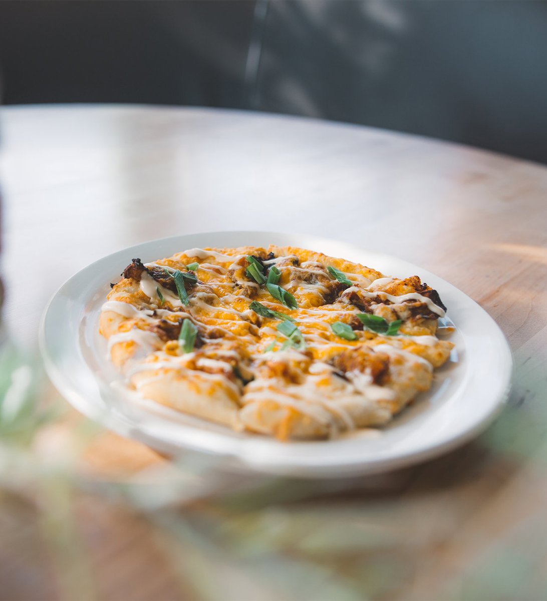 TravelManitoba's tweet photo. 🍴 TAKE THE PLEDGE! 🍴
Take our pledge and commit to ordering take-out, delivery or curbside pick-up once per week through the month of November.
You'll be entered to win a $150 GC to one of your fave Manitoba restaurants: https://t.co/mBZiiO5A1t
#staysafe #saveMBrestaurants https://t.co/99iaNATpjJ