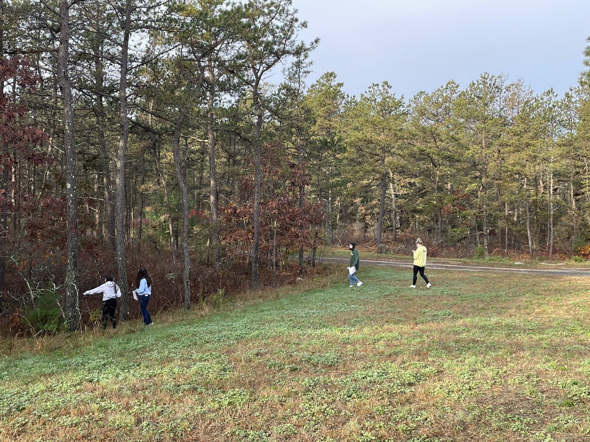 Environmental science students using the @GooseChaseEDU app to take photos and videos describing soil layers and much more!  #PPSedTech