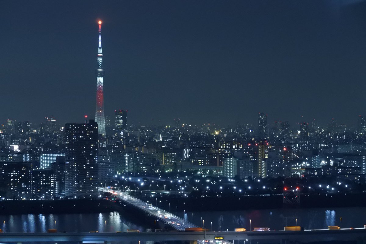 Koheeeeeeee8's tweet photo. 登ってきた！
東京が見渡せてきれかった！ https://t.co/fMatOBiTaf