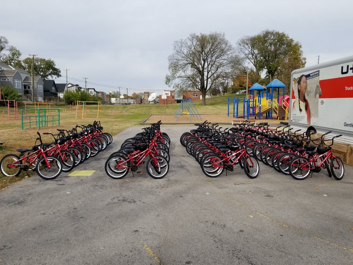 MetroSchools's tweet photo. Ride like the wind! 55 @fallhamiltoneos 1st graders got new bikes, thanks to the generosity of Kriste Goad, Mike Saunders and the @CANdAid Power Your People Campaign. Bonus: professional rider @jefflenosky bunny hopped the principal, @principalest. 🚲 https://t.co/jQASvxM0JZ