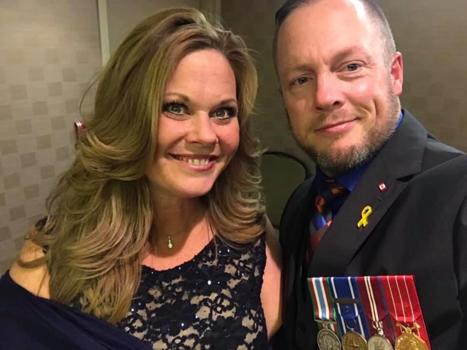 TWilsonOttawa's tweet photo. β€οΈ this guy π¨π¦
#Veteran #Hardcore #DevastatinglyHandsome #GunPeople #VeteransLivesMatter #VeteransWeek #mine #OperatorAF #FridayMotivation https://t.co/XBhsxLavu7