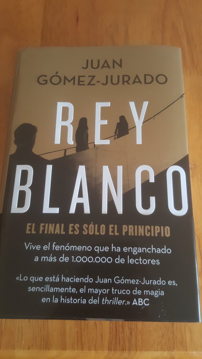Bertagoncal's tweet photo. Ya lo tengo... 😁😁 #ReyBlanco https://t.co/dr2hXOIJEH