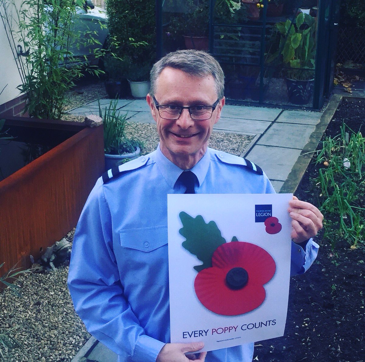 ComdtAC's tweet photo. This year we can’t stand together at Remembrance services so the @royalbritishlegion is encouraging people to show their support by placing a poppy in their window and standing on their doorstep for the Two Minute Silence. How will you mark the Act of Remembrance @aircadets ? https://t.co/bVLtM5GbWK