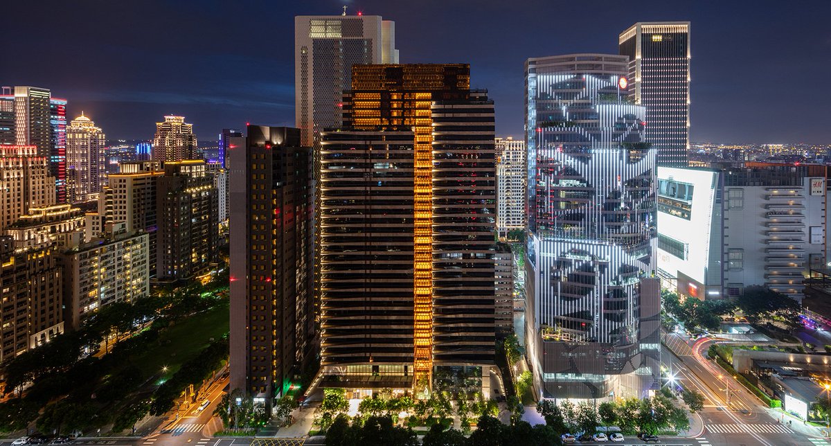 PPANthebrief's tweet photo. #ilprogetto
#Comunità e #benessere, con @CitterioViel la Bella Vita sale in verticale a #Taiwan. Nuovo landmark caratterizzato da linee pulite e facciata a nido d’ape. Superficie di 33mila mq distribuiti su 5 volumi.
Sfoglia la gallery e leggi #thebrief ⤵️
https://t.co/nvbE2gaAn0 https://t.co/q6M5ByrOFf