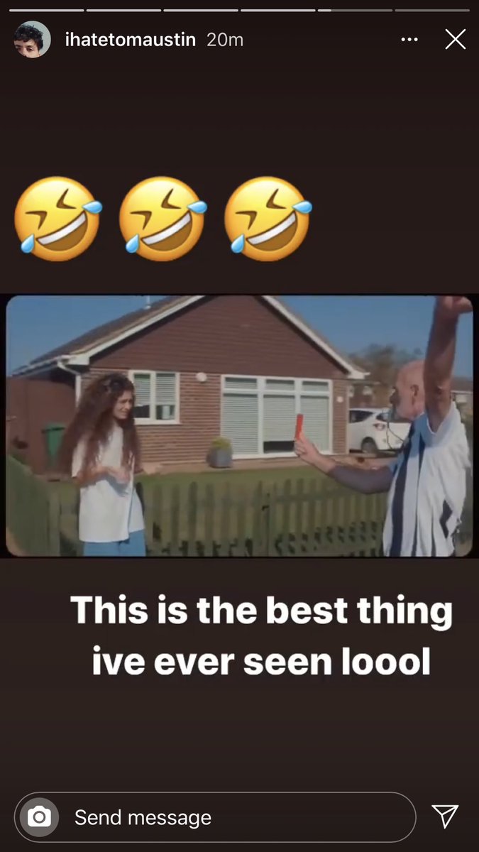 davepperlmutter's tweet photo. 🤣🤣🤣 When you go on @instagram &amp; see, “This is the best thing I’ve seen, LOL.” By @ihatetomaustin AKA #British RISING STAR of 2020 #NikoB with #QuickDrive on @YouTube OVER 418K views https://t.co/Q0WC2Kh9hU #FridayMotivation #FridayMusicFun #NewMusic #hiphop #IARTG #bookboost https://t.co/duHgYEU1Cj