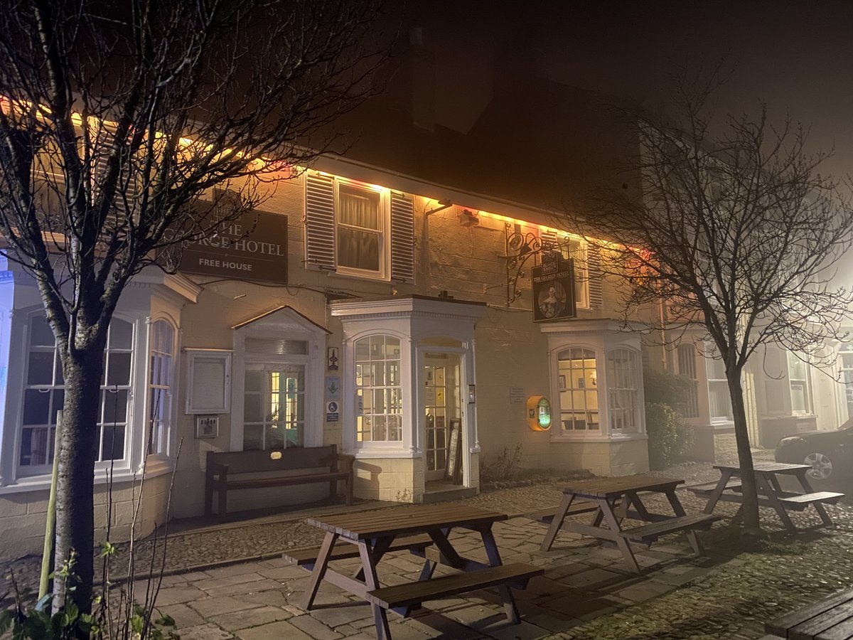 EasingwoldHotel's tweet photo. Last night was a cold and foggy one! Hope you’re all staying warm 🥶❄️ https://t.co/Zian7GUr7C