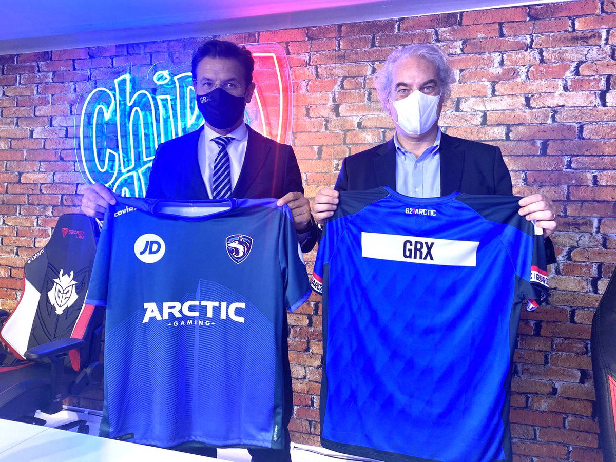 LuisSalvador's tweet photo. Hemos visitado al @G2ArcticESc, el equipo #eSports de #Granada que es referente nacional y que cuenta con una proyección internacional espectacular,cosechando éxitos en numerosos campeonatos. Una industria en alza que posiciona a #GRX cómo un referente tecnológico.
#GRXHumanTech https://t.co/S0Gv6z3nd6