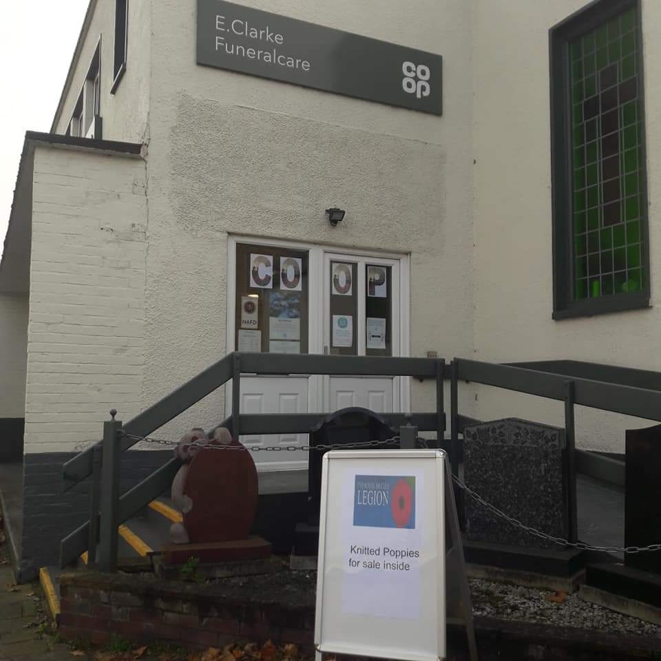 Knitted poppies are available at E Clarke <a href="/CoopFuneralcare/">Co-op Funeralcare</a> in #Wrexham town centre. All donations will be given to the  <a href="/PoppyLegion/">Royal British Legion</a> appeal <a href="/SamHartland4/">Samantha Hartland</a> <a href="/Debcoopmemb/">Deb Wozencraft</a> @depoc2welsh <a href="/coopuk/">Co-op</a> <a href="/vickydavies_68/">VickyD</a> #PoppyAppeal #RemembranceDay