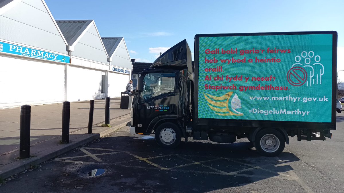 istadia's tweet image. @BBCRadioWales @BBCWalesNews @BBCWales great to see @MerthyrCBC doing something to try &amp;amp; combat their #COVID19 numbers. #mobileled #mobilemessaging