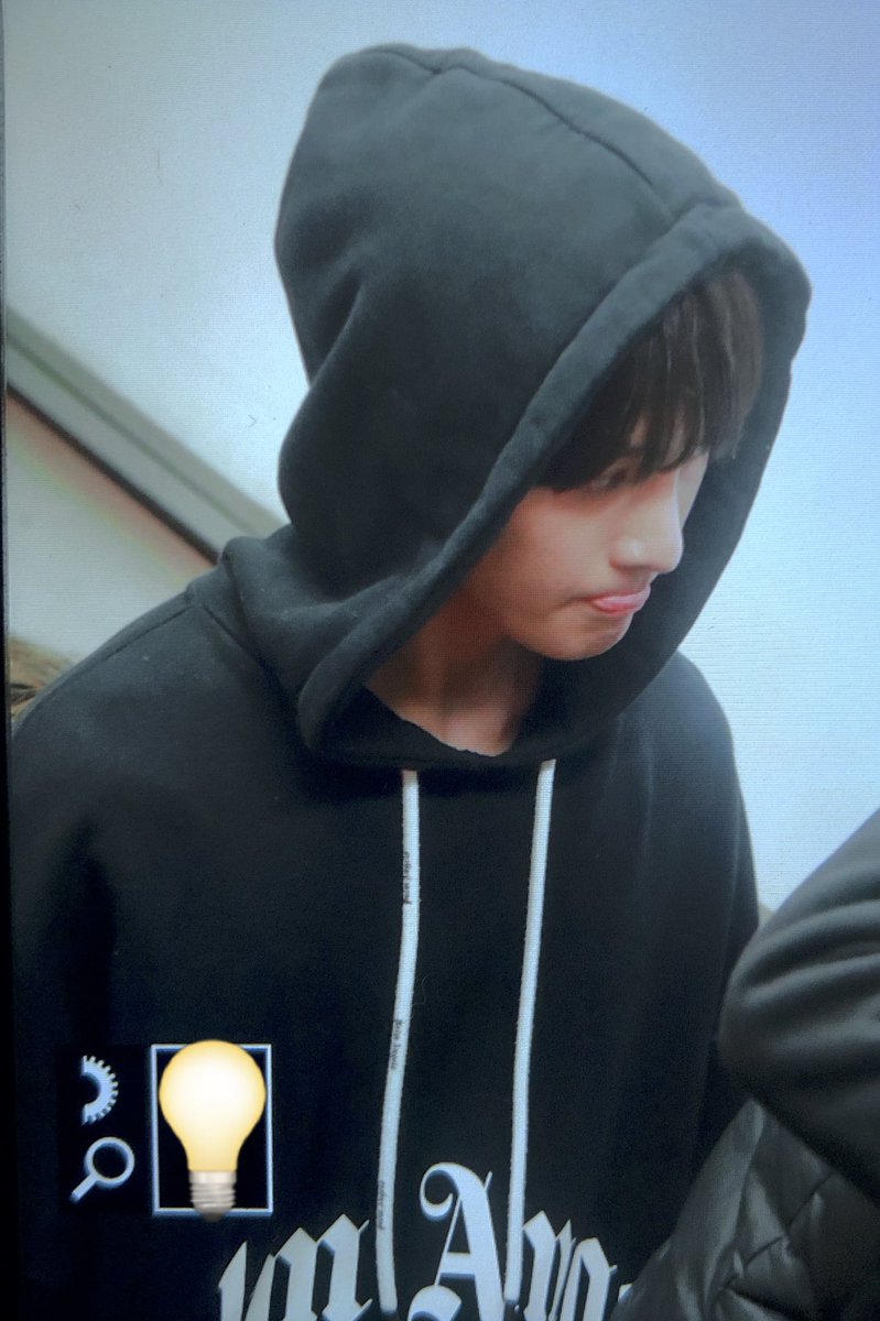 CharmLamp1010's tweet photo. 201106 Blueroom 퇴근

#YANGYANG   #刘扬扬   #扬扬 #양양  
#WayV    #威神v #NCT2020   #NCT https://t.co/BTFe8JmBsG