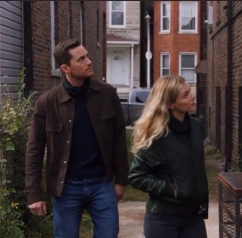 caffeinebelle_x's tweet photo. https://t.co/kfClLYTwW4
so i uploaded ch13 of my #upsteadff like a few days ago but the ff net was down so i couldn't share the link โจ but here it is now! enjoy! #ChicagoPD #Upstead https://t.co/tBCVrWSQvR