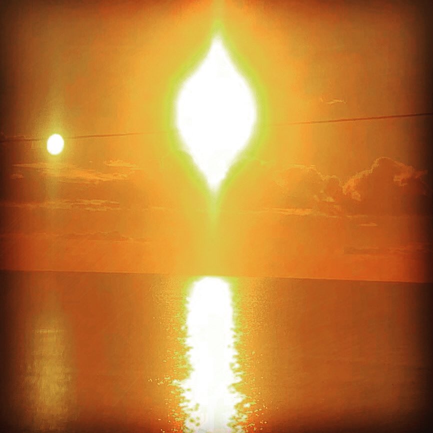 giveYOaCHANGE's tweet photo. @tim_fargo #Yoptimist
#giveyoabreak #giv4giv #yowithu
#YoHeartHeart #HopeandLove
#eyeloveyo #eyeloveyowithu #eyeloveyowithoutu #eyeloveyoloco #surrealYo #ILoveNiCEisNiCE
#Yowalkinglightonwaterpower #jac5ive_reality_art #jac5art https://t.co/GsnAIVkeYf