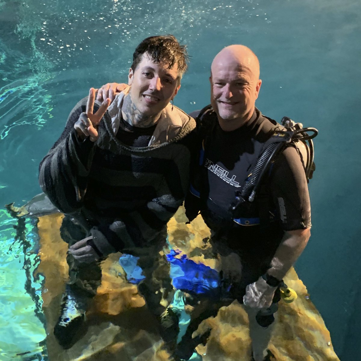 ZacMacaulay's tweet photo. Super exciting to be involved with shooting Bring Me The Horizon’s new track, Teardrops. Half shot underwater Director &amp; lead singer Oli Sykes, produced by Craig Dixon.
To watch the video - https://t.co/HtMrEF1h47
Zac x https://t.co/DWkPLfAhxb
@zacmacaulay
@olobersykes 
@craigdxn https://t.co/NDzMRwbVlk