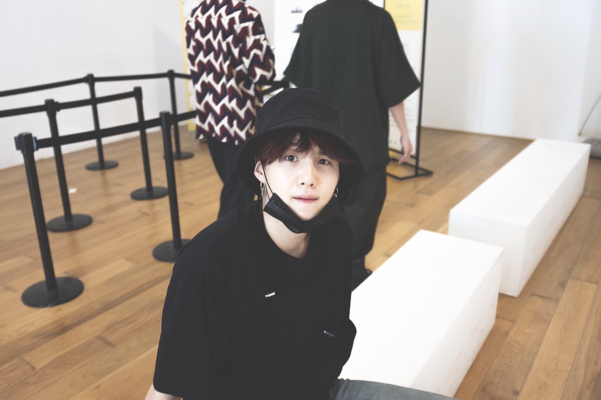 คิดถึงพี่ยุนกิ😽 yoonmin ｡◕‿◕｡ ᵔᴥᵔ tweet media